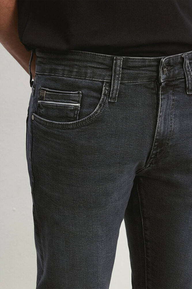 Erkek Jake Pro Jean Pantolon 0042286535 Lacivert 