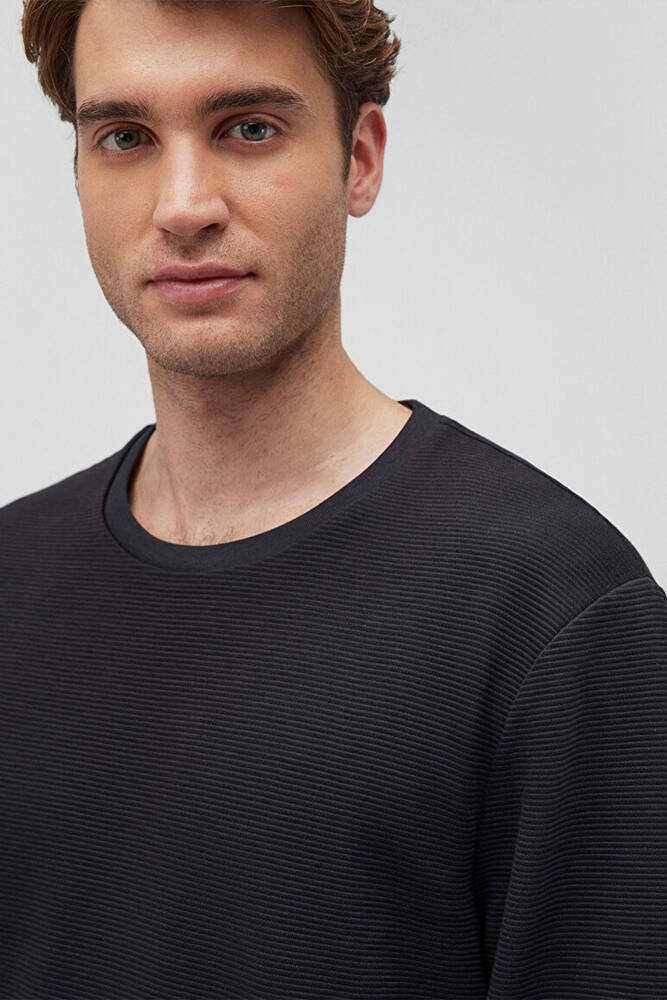 Erkek Uzun Kol Tişört 064622-21842 Siyah 