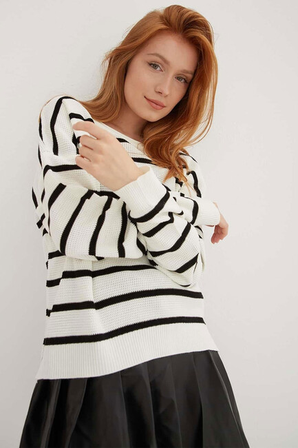 Kadın Çizgili Kazak 25K0477K1 Ekru - Thumbnail