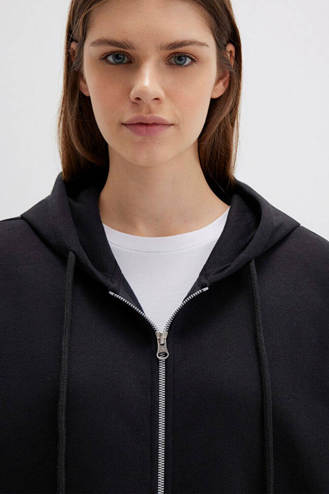 Kadın Fermuarlı Kapüşonlu Sweat 1610221-900 Siyah 
