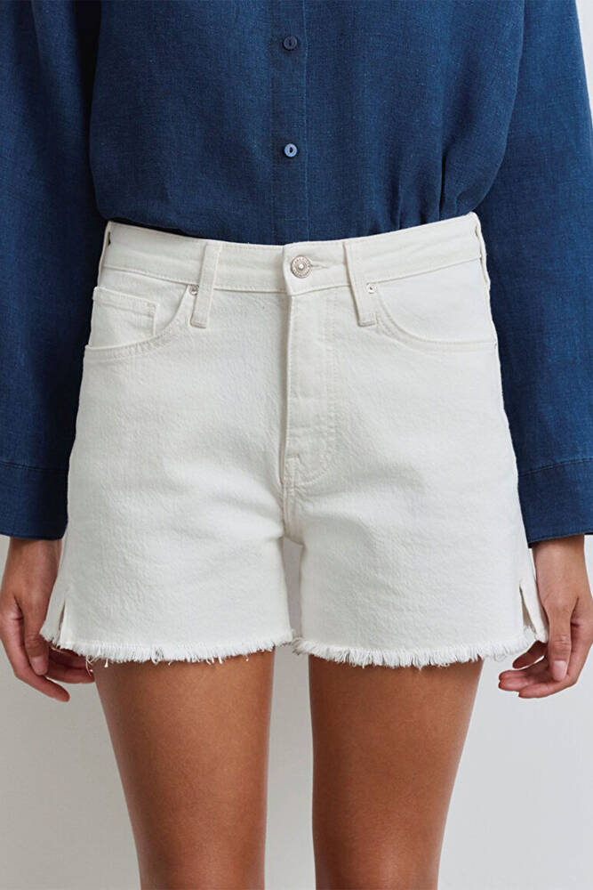 Kadın Heıdı 90'S Denim Şort 1410057-90426 Beyaz 