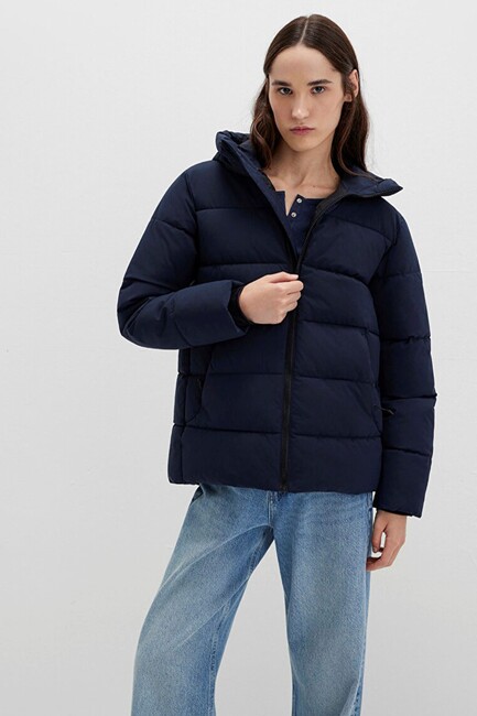 Kadın Kapüşonlu mont 1110704-86623 Lacivert (3)