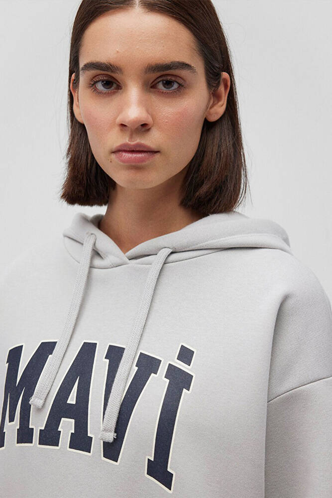 Kadın Mavi Logo Kapüşonlu Sweat 1600361-34322 Gri  Kadın Mavi Logo Kapüşonlu Sweat 1600361-34322 Gri