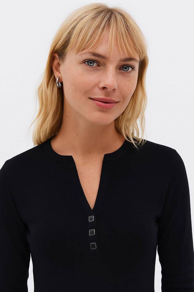 Kadın Yakası Düğmeli Tişört 25K0136K1 Siyah 