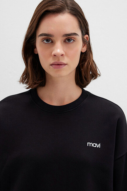 Kadın Yuvarlak Yaka Logo Sweat 1S10490-900 Siyah - Thumbnail