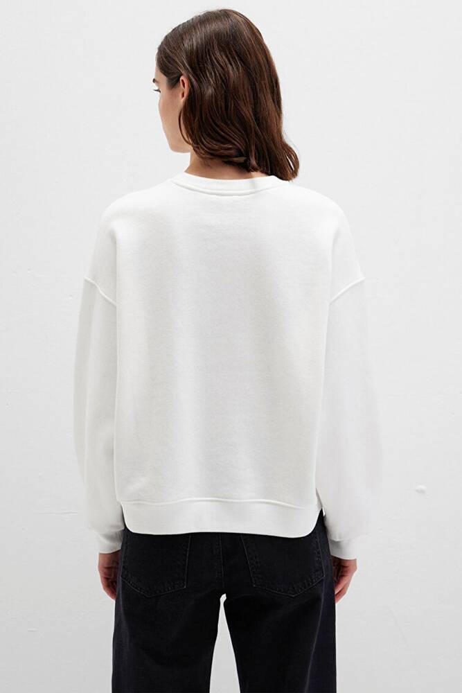 Kadın Yuvarlak Yaka Sweat 1S10490-70057 Beyaz 