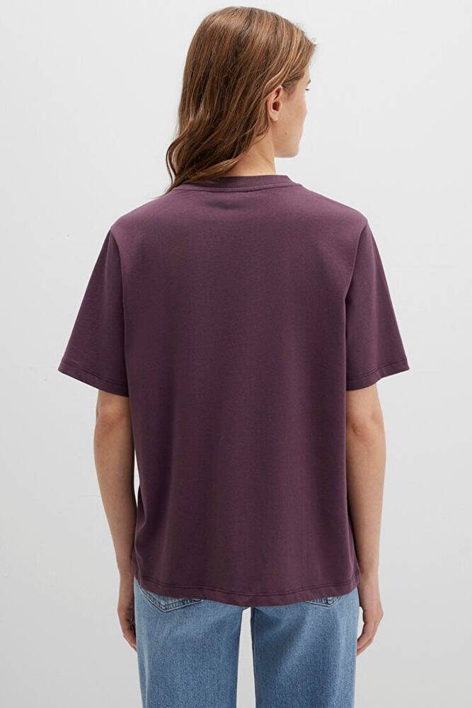 Kadın Yuvarlak Yaka Tişört 1600955-70434 Bordo 