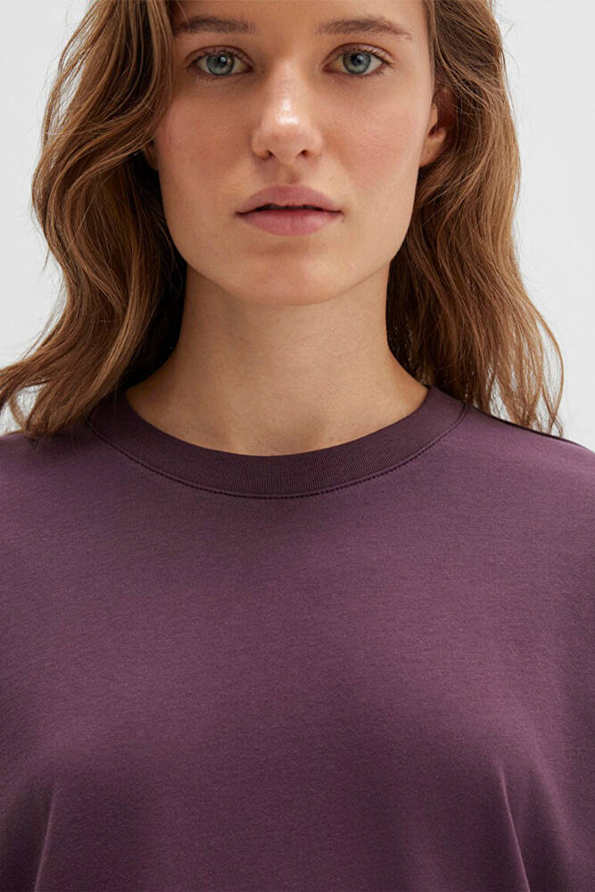 Kadın Yuvarlak Yaka Tişört 1600955-70434 Bordo 